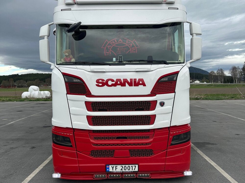 Tekno Tekno Scania Next Gen R-serie 6x2 GULSTAD A/S