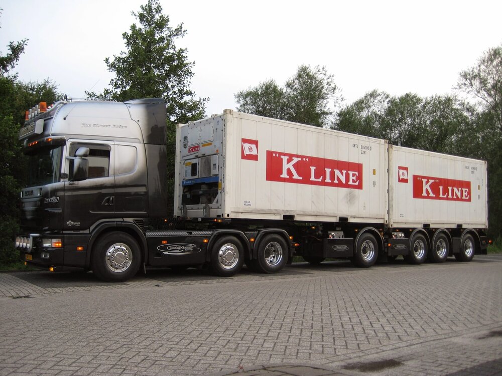 Tekno Tekno Scania 4-serie Topline 6x2 with 2x 20ft. reefer container MICHEL KRAMER