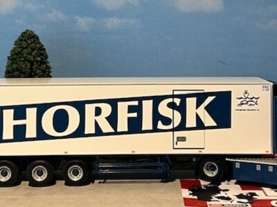 WSI WSI Scania 143M streamline with 3-axle reefer trailer THORFISK