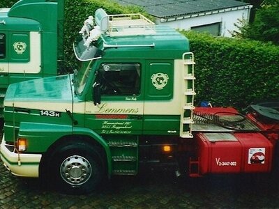 WSI WSI Scania 143H/500 Torpedo 4x2 LEMMENS