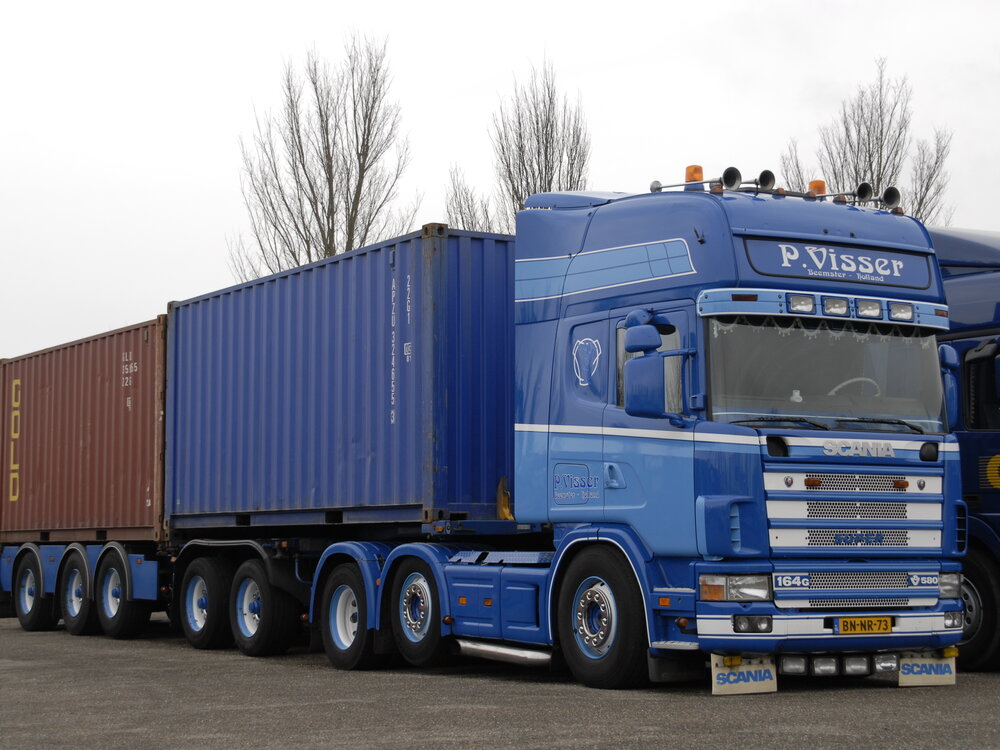 Tekno Tekno Scania 164-580 6x2 Topline met 2x20ft. container P. VISSER