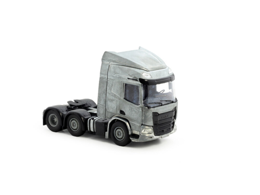 Tekno Tekno DAF XD Sleeper High cab 6x2 Tractor kit