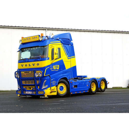 WSI WSI Volvo FH5 sleeper cab 6x2 tag axle VAN BELLE TRANSPORT