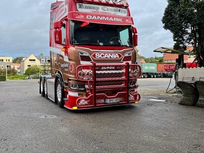 Tekno Tekno Scania NGR 6x2 Highline with 3-axle reefertrailer RONNY CEUSTERS
