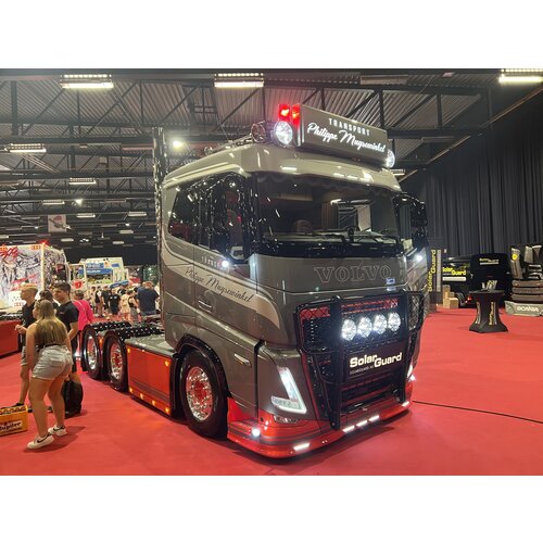 Tekno Tekno Volvo FH05 6x2  PHILIPPE MUYSEWINKEL