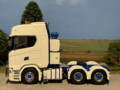 Tekno Tekno Scania S-serie Highline 6x4 Scania DOWN UNDER "blue chassis"