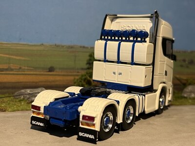 Tekno Tekno Scania S-serie Highline 6x4 Scania DOWN UNDER "blue chassis"