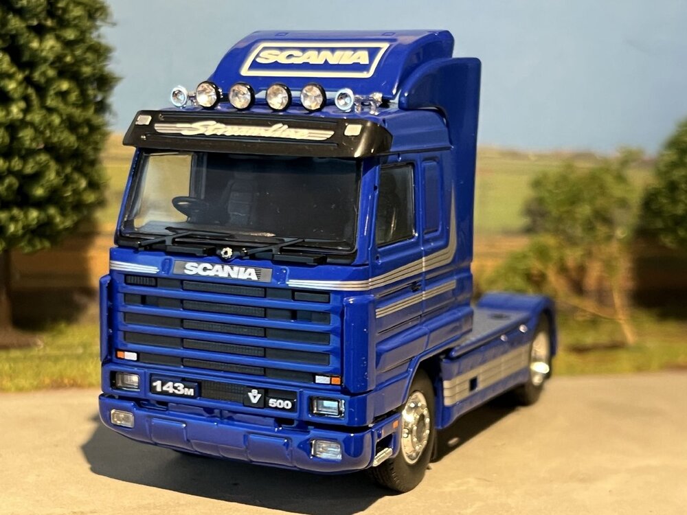 Tekno Tekno T.B.P. Scania R3 streamline Topline RHD single truck