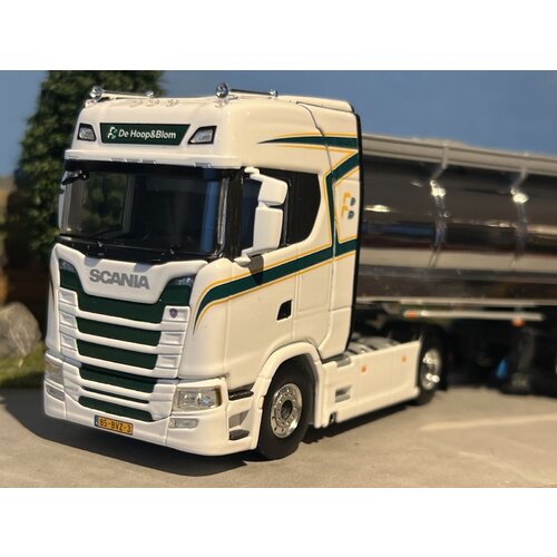 WSI WSI Scania S Highline 4x2 met 3-assige rmo tank trailer DE HOOP & BLOM