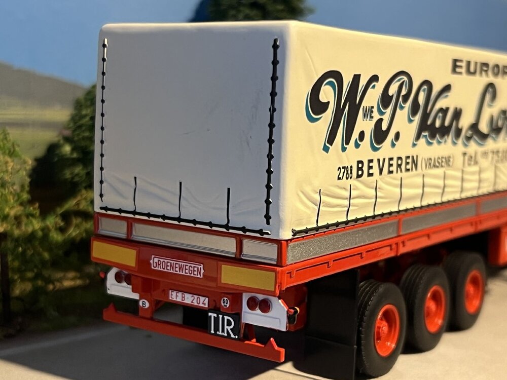 WSI WSI Scania 111 4x2 + 3-as classic zeilenoplegger VAN LOKEREN