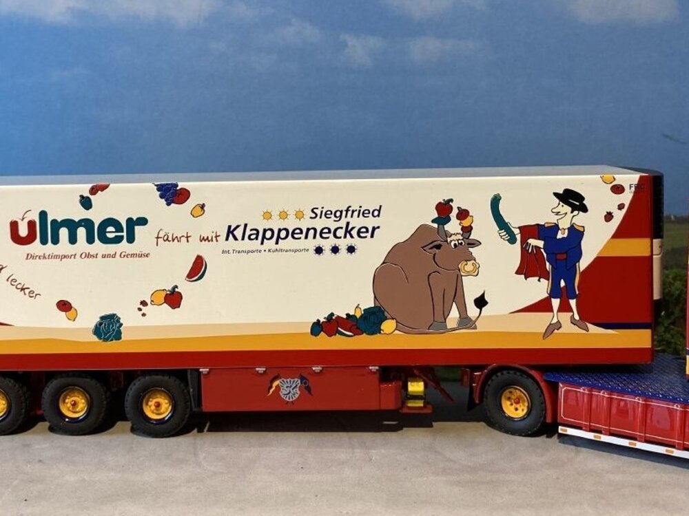 Tekno Tekno Scania R580 Topline 4x2 with 3-axle reefer trailer KLAPPENECKER