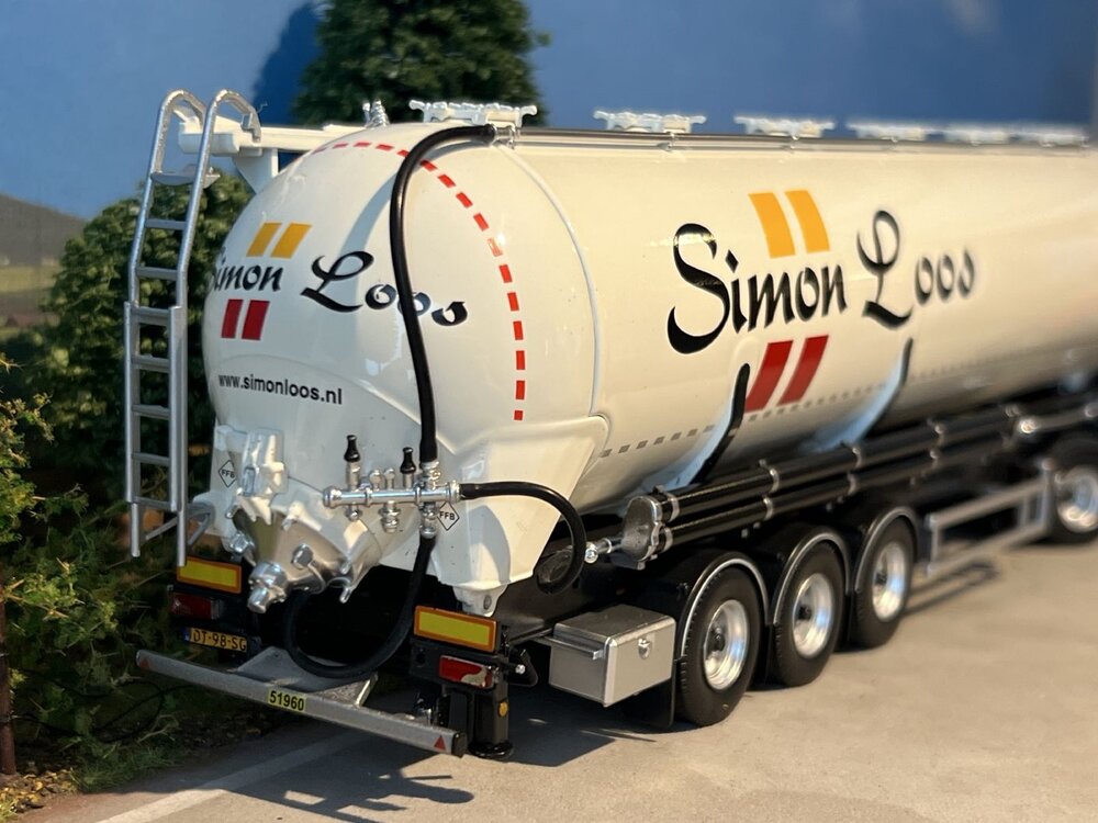Tekno Tekno Volvo FH05 XXL 4x2 met 3-as silo oplegger SIMON LOOS
