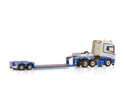 WSI WSI DAF XG+ 6x2 met 2-as dieplader L.A. VAN  DEN HEUVEL