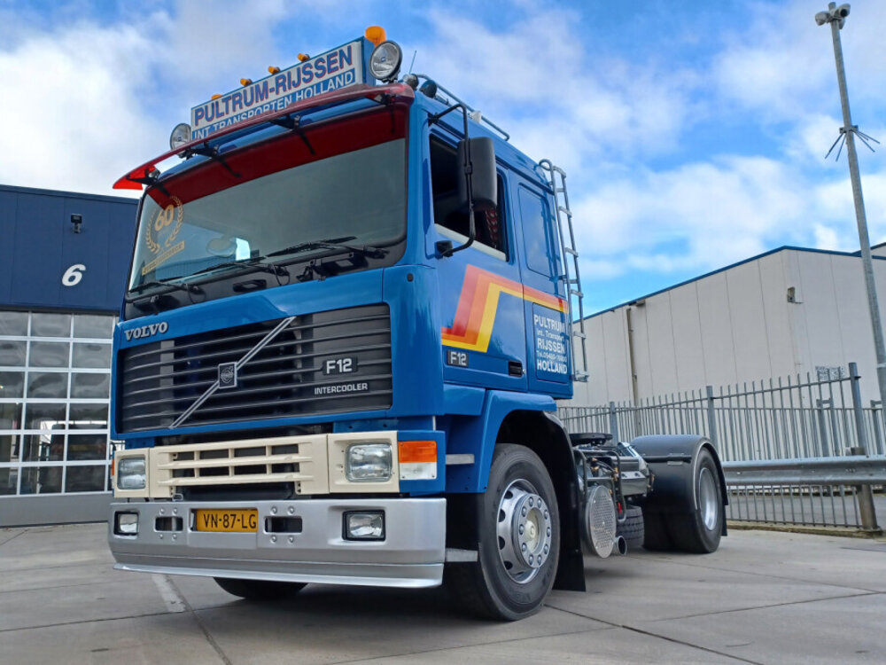 WSI WSI Volvo F12 4x2 PULTRUM RIJSSEN BV