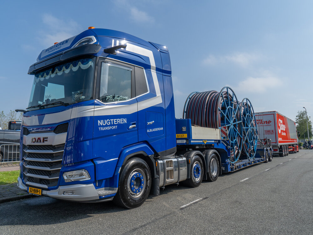 Tekno Tekno DAF XG+ 6x2 with 2-axle Broshuis lowloader NUGTEREN TRANSPORT