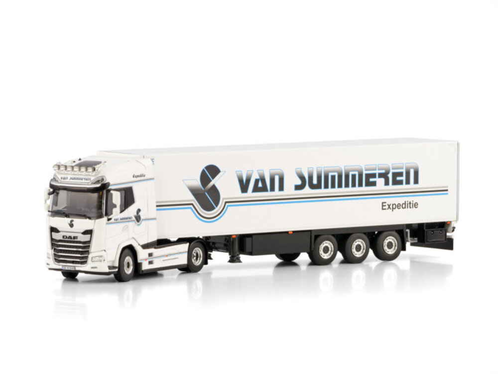 WSI WSI DAF XG+ 4x2 met 3-as koeloplegger VAN SUMMEREN