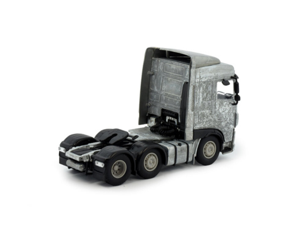 Tekno Tekno DAF Space Cab Euro 6 6x2 twinsteer chassis tractor kit