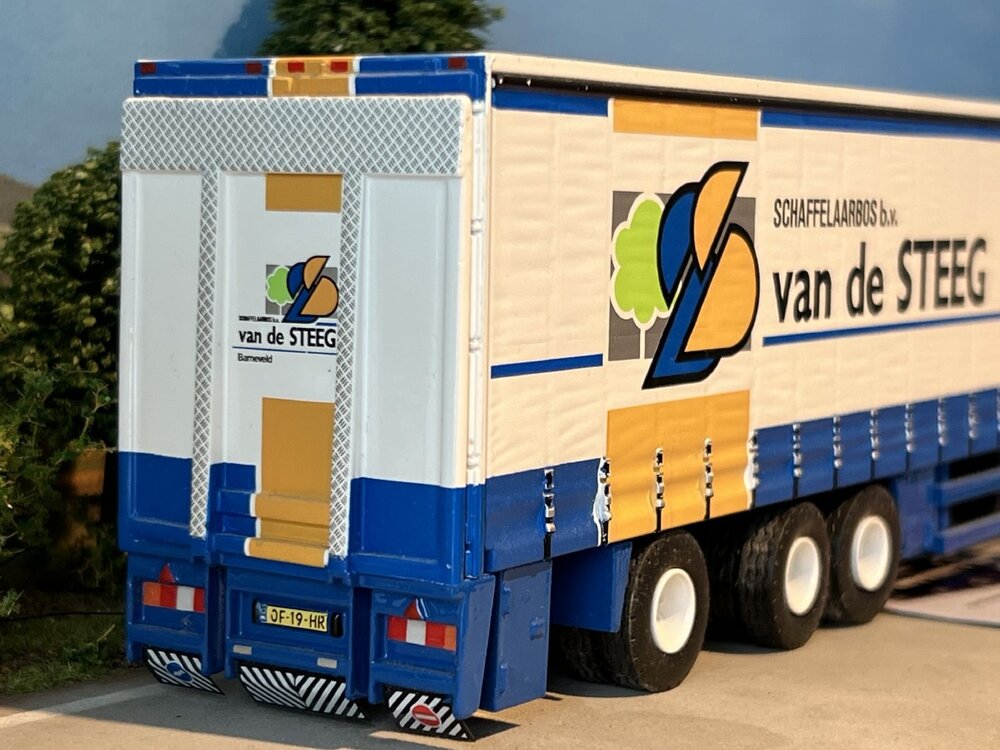 Tekno Tekno Volvo FH Glob. 4x2 met 3-as schuifzeilenoplegger GEBR. VAN DE STEEG