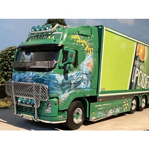 WSI WSI Volvo FH2 Glob. XL 6x2 Swedish LZV combination RISTIMAA "CIDER SHARK"