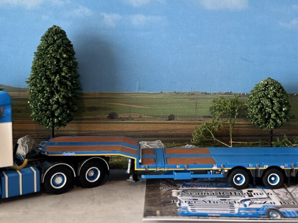 WSI WSI Scania R5 Highline 6x2 + 3-axle lowbed trailer PETER MUSCHE