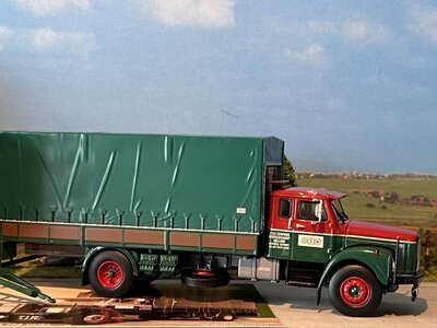 Tekno Scania 110 vabis super motorwagen met 2-as oplegger DSW