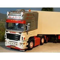 WSI Scania R Normal  6x2 met 3-as koeloplegger DE KRAKER