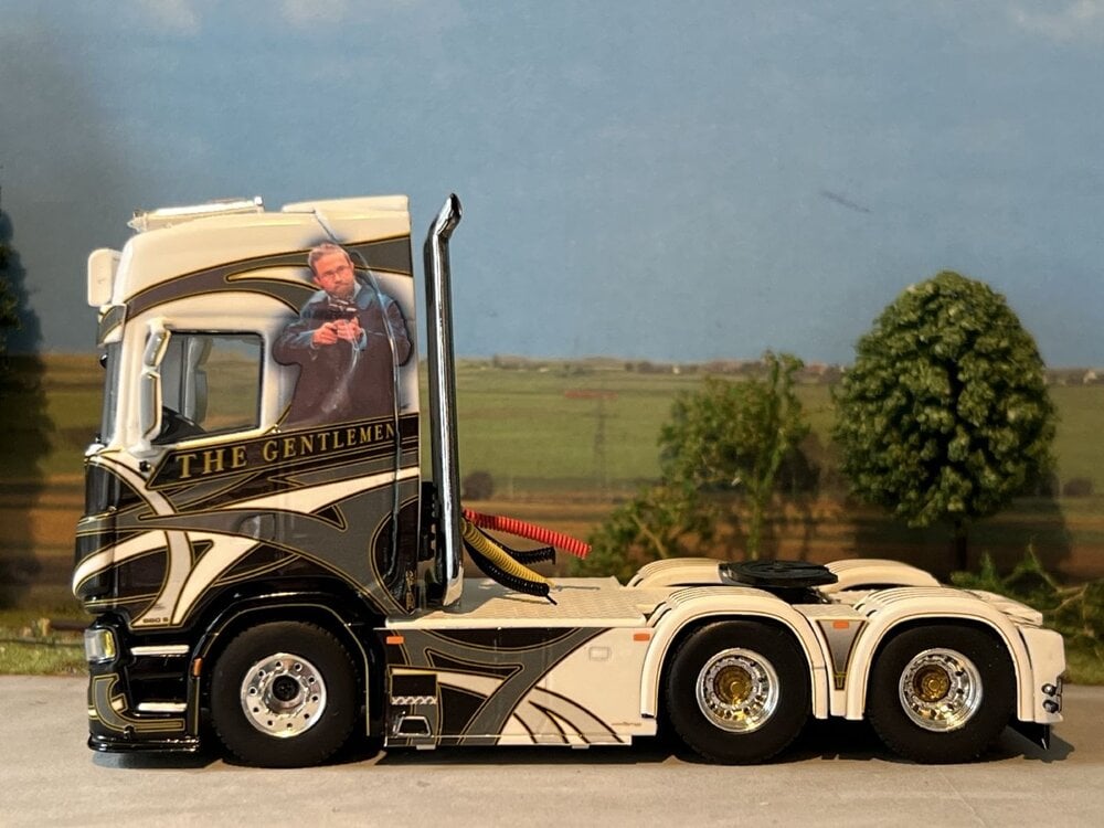 WSI WSI Scania S Highline  6x2 Highline VERLHAC "The Gentlemen"