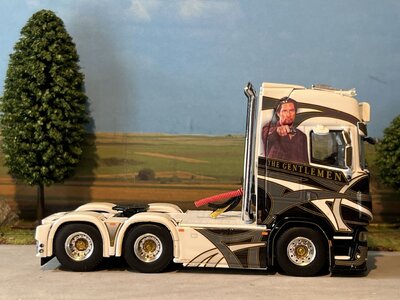 WSI WSI Scania S Highline  6x2 Highline VERLHAC "The Gentlemen"