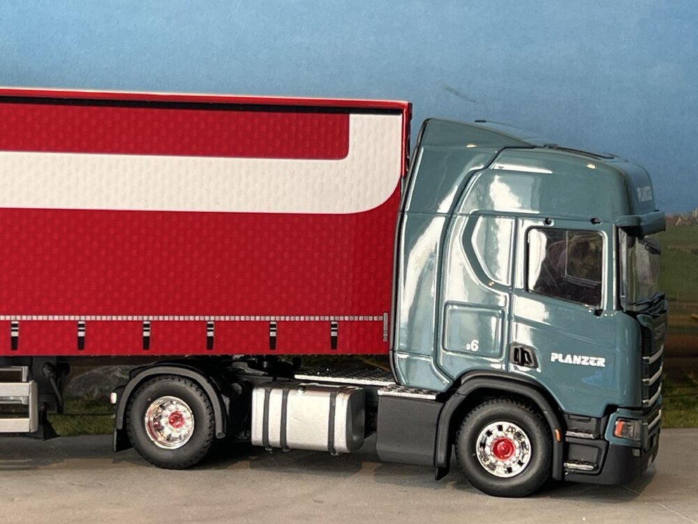 Tekno Tekno Scania NG R-serie Highline with curtainside trailer (real curtain) PLANZER