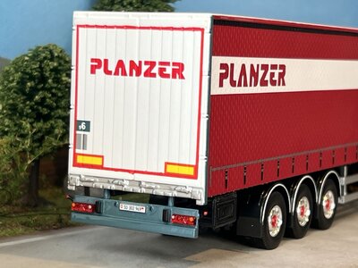 Tekno Tekno Scania NG R-serie Highline with curtainside trailer (real curtain) PLANZER