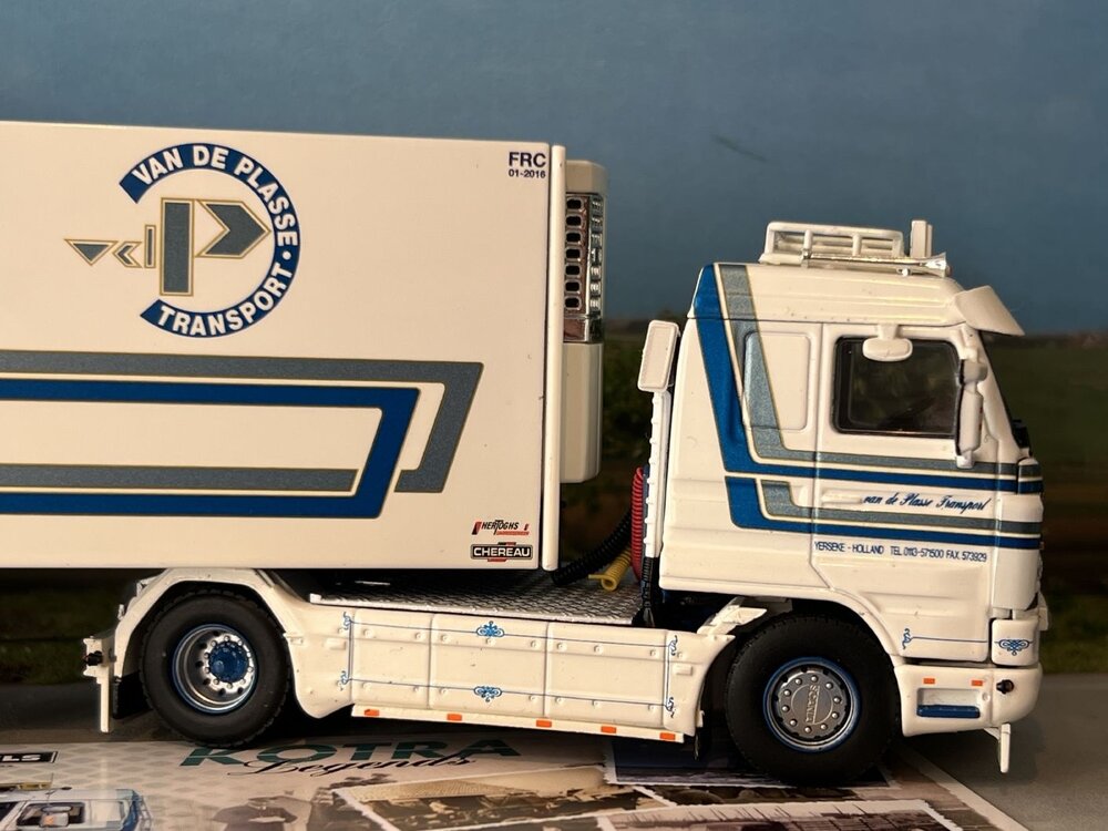 WSI WSI Scania 143M streamline 4x2 with 3-axle reefer trailer VAN DE PLASSE