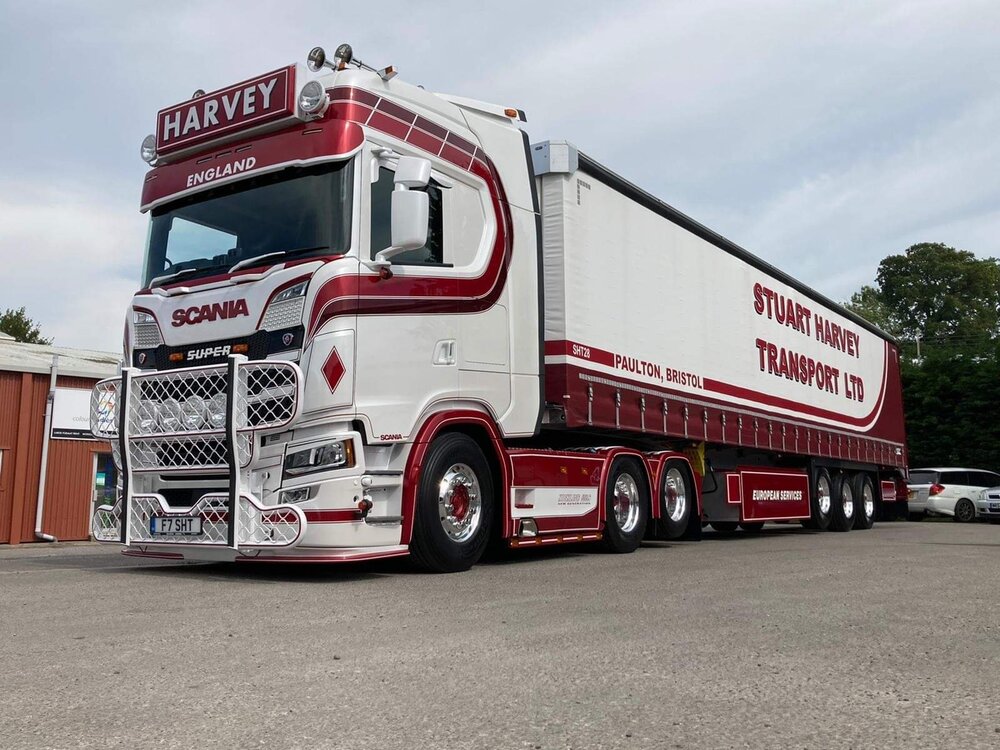 Tekno Tekno Scania Next Gen S-Highline with 3-axle curtainside trailer STUART HARVEY TRANSPORT