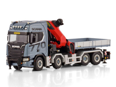 WSI Volvo FH Globetrotter 8x4 with palfinger pk 1350 tec +