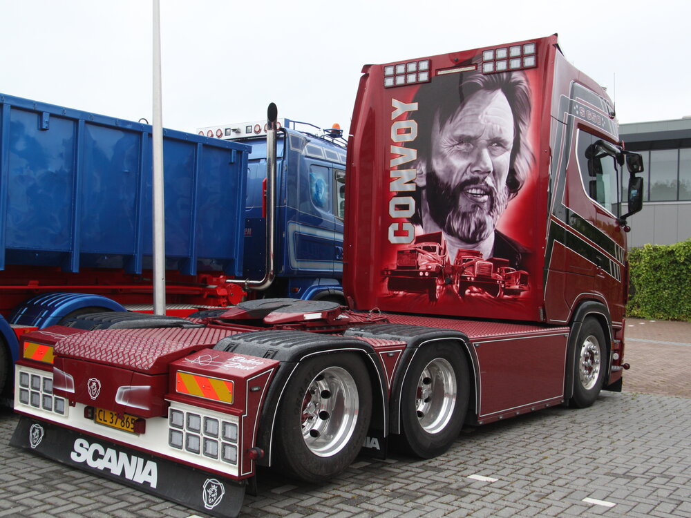Tekno Tekno Scania Next Gen S650-V8 Highline 6x2 CHRISTIAN SOLEEN "CONVOY"