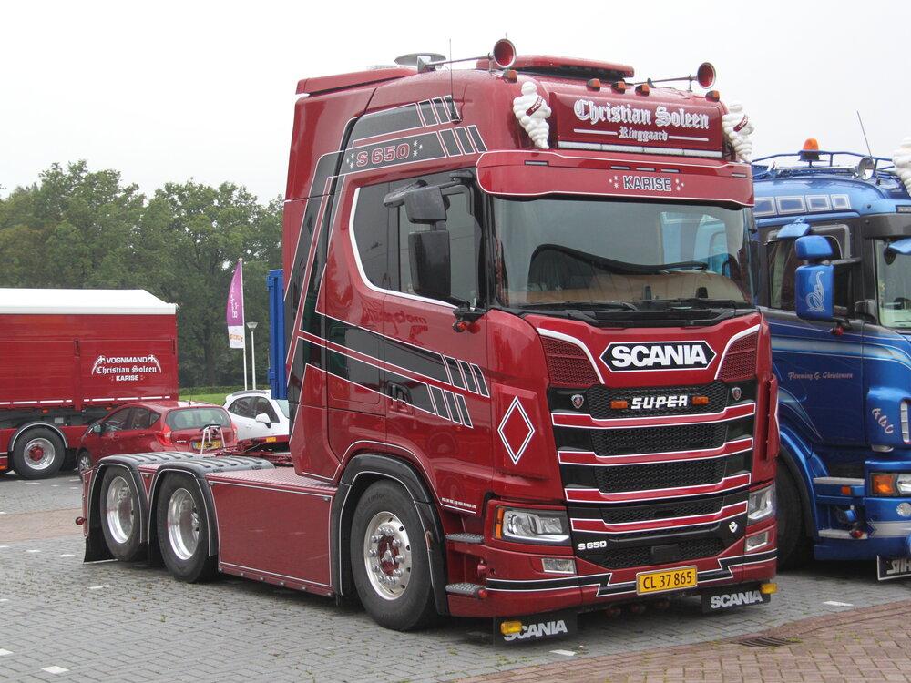 Tekno Tekno Scania Next Gen S650-V8 Highline 6x2 CHRISTIAN SOLEEN "CONVOY"