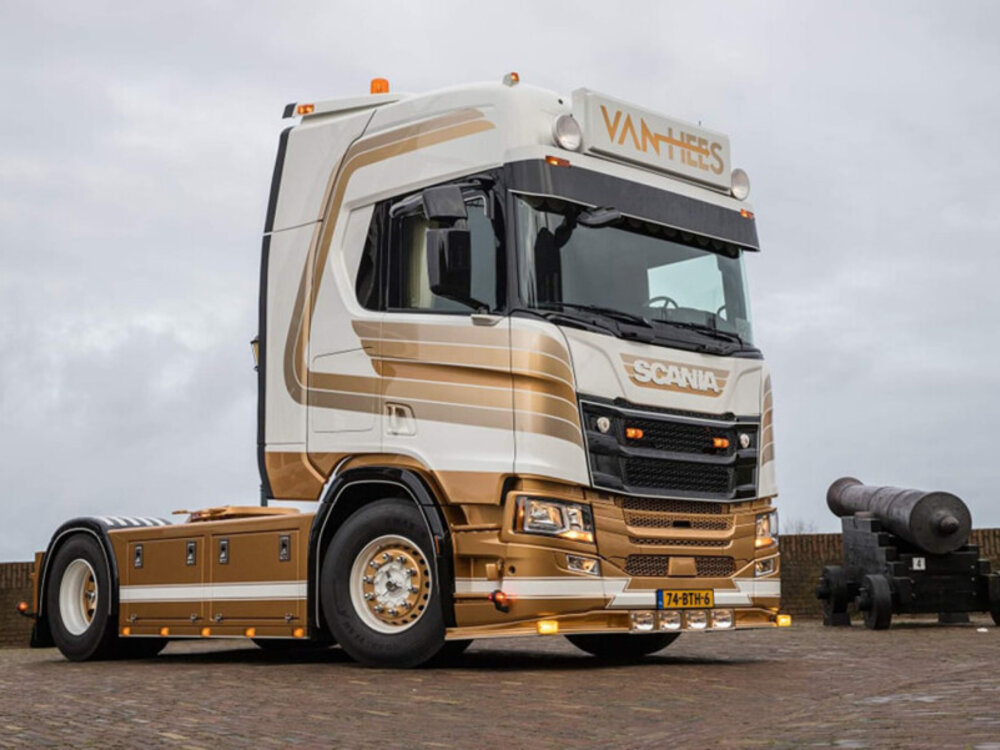 WSI WSI Scania R Highline 4x2 VAN HEES