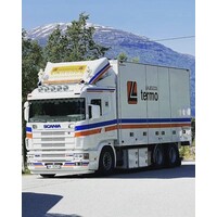 Tekno Scania 4-serie 164-580 motorwagen met 3-assige aanhanger LINJEGODS