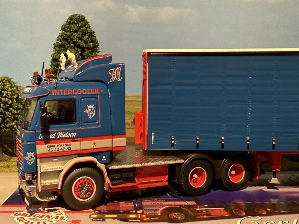 Tekno Tekno Scania 143 6x2 with 3-axle curtainside trailer KNUD NIELSEN