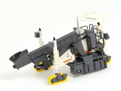 NZG NZG Wirtgen SP 15i slipform paver with auger conveyor