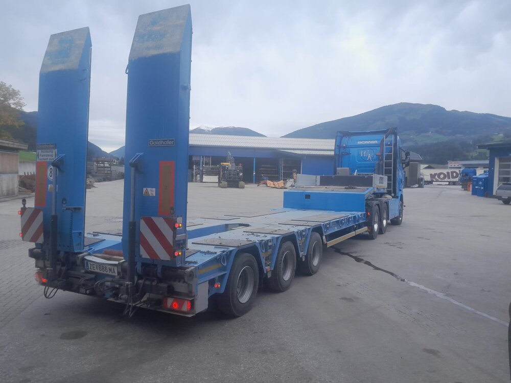 Tekno Tekno Scania Next Gen S-serie 6x2 with 4-axle Goldhofer lowloader KEIL