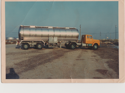 Tekno Tekno Scania Vabis with classic tanktrailer DE RIJKE