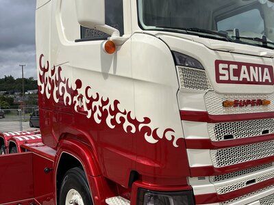 Tekno Tekno Scania Next Gen Highline 6x2 NITTEBERG