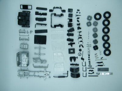 Tekno Tekno Volvo F89 4x2 Tractor Kit
