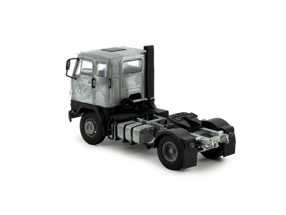 Tekno Tekno Volvo F89 4x2 Tractor Kit