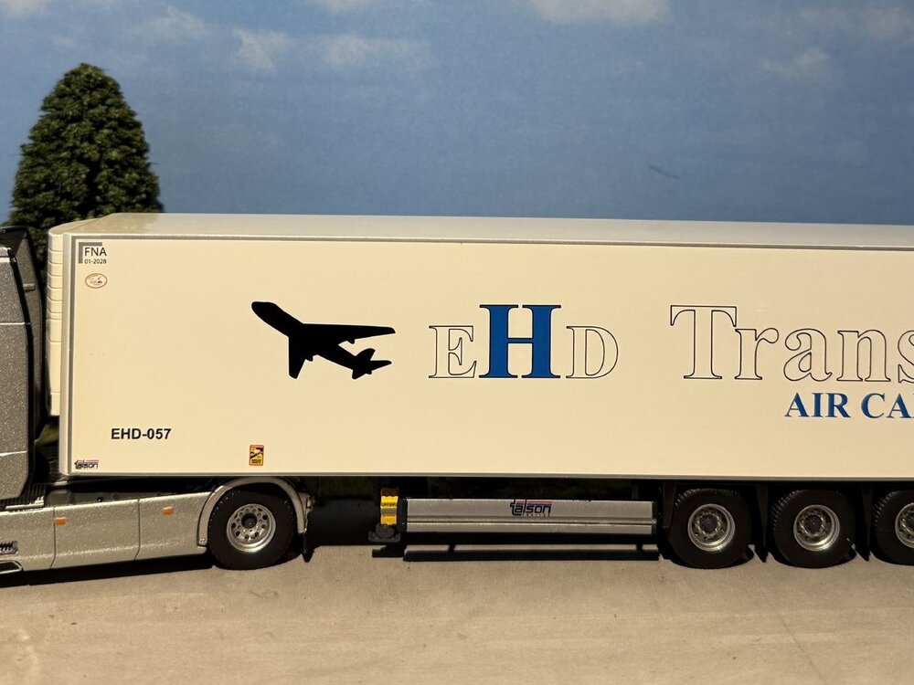 Tekno Tekno Scania S-serie Next Gen 4x2 Highline met koeltrailer EHD TRANS