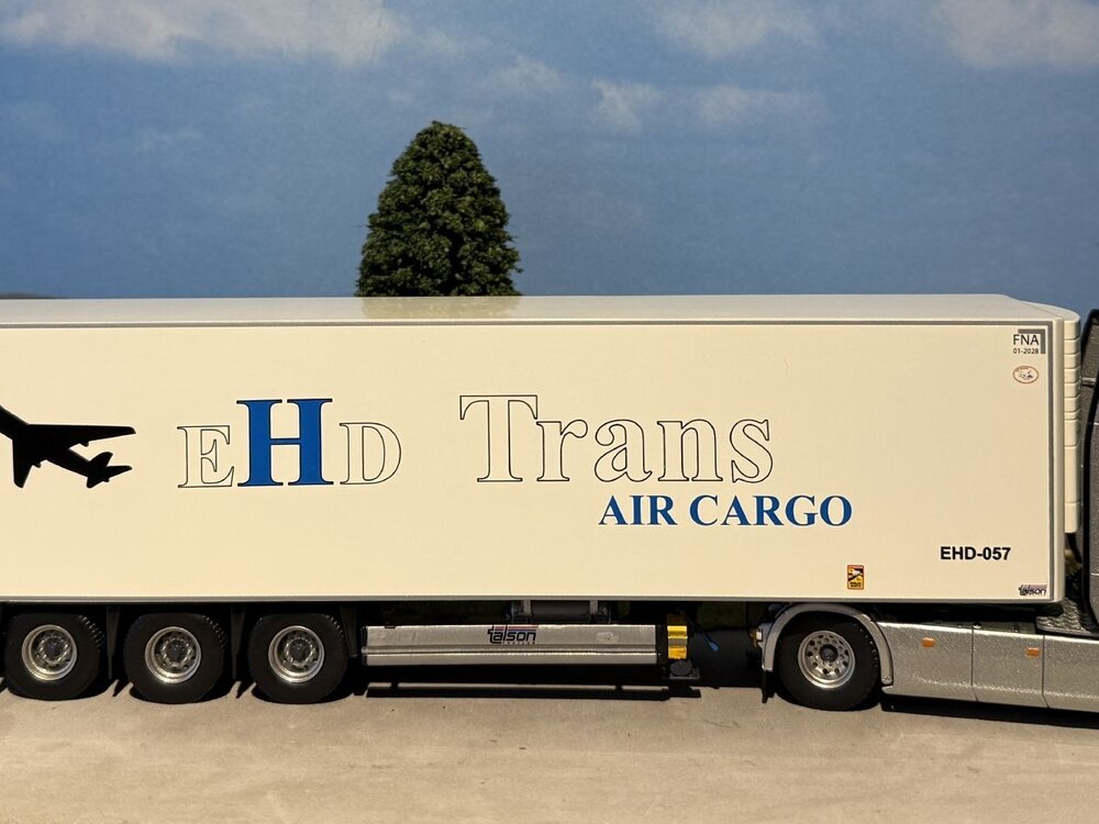 Tekno Tekno Scania S-serie Next Gen 4x2 Highline met koeltrailer EHD TRANS