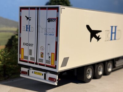 Tekno Tekno Scania S-serie Next Gen 4x2 Highline met koeltrailer EHD TRANS