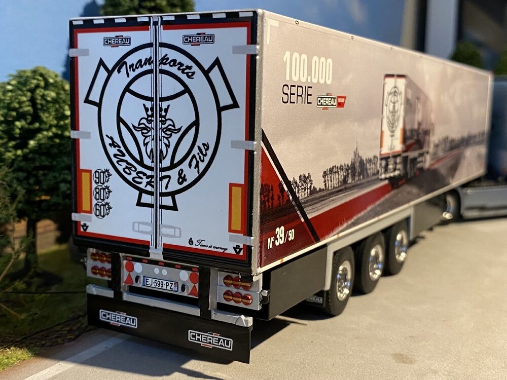 WSI WSI  Scania S Highline 4x2  with reefer trailer 3-axle AUBERT & FILS