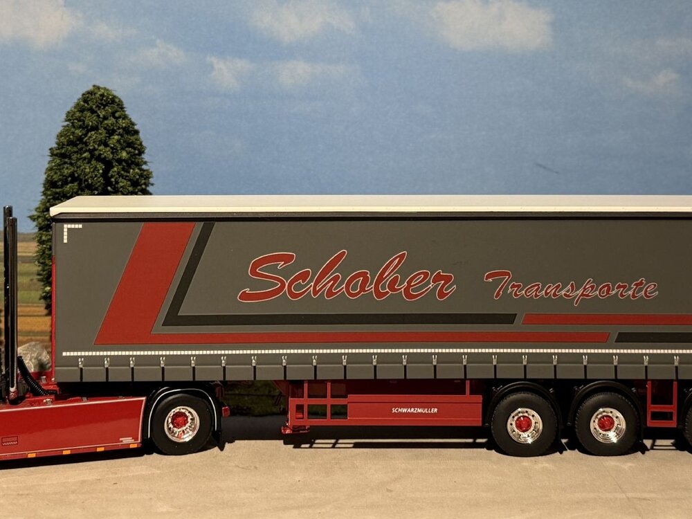 WSI WSI Scania S Normal 4x2 with 3-axle curtainside trailer SCHOBER