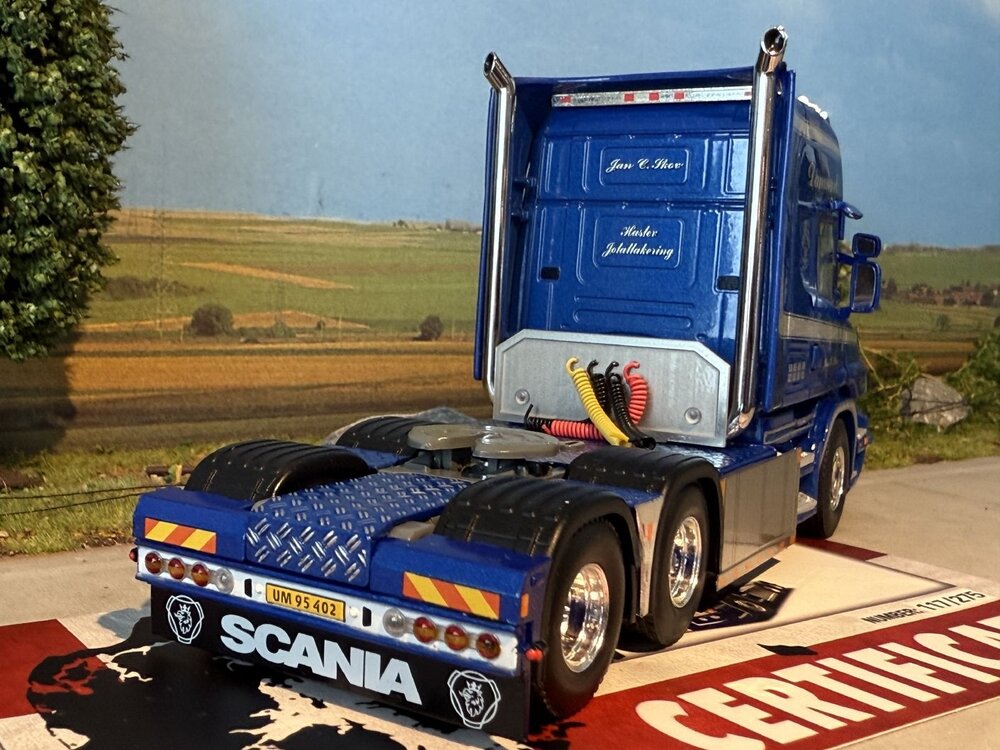 WSI WSI SCANIA T6 Torpedo Topline 6x2 tag axle JAN C SKOV